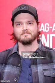 36 Photos & High Res Pictures