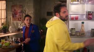 Quel est ton couple préféré dans la série scène de ménages programmée sur m6 le soir à 20h50 ? Scenes De Menages Fabien Menace Emma Video Dailymotion