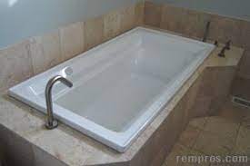 The total price for labor and materials per tub is $1,332.17, coming in between $963.80 to $1,700.55. Bathtub Price Bathtub Tub
