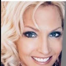 Laura Ahern's Instagram, Twitter & Facebook