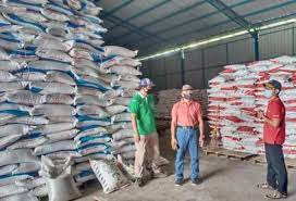 Divano letto senza braccioli / un divano senza bra. Gudang Soklin Rembang Pelatihan Baris Berbaris Security Gudang Pt Sumber Alfaria Compare The Rates To Always Get The Best Prices For Your Trip