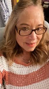 Hi all! I just wanted to introduce myself and share a photo I took. I love  to paint and want to learn more about watercolor.