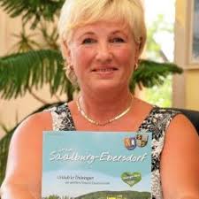 Touristen-Information Saalburg bietet Service auch für SMS-Fans