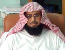 الفقيد السلمي الذي قضى 60 عاماً في العمل الدعوي والخيري، عمل مديراً للمعهد العلمي بمكة لفترة طويلة، وأوصاه فضيلة الشيخ عبدالعزيز بن باز رحمه الله. Ø¥Ù…Ø§Ù… Ø§Ù„Ù…Ø³Ø¬Ø¯ Ø§Ù„Ø­Ø±Ø§Ù… Ø§Ù„Ø´ÙŠØ® Ø®Ø§Ù„Ø¯ Ø§Ù„ØºØ§Ù…Ø¯ÙŠ ÙŠØ¨Ø§ÙŠØ¹ Ø³Ù…Ùˆ ÙˆÙ„ÙŠ Ø§Ù„Ø¹Ù‡Ø¯ ÙˆØ³Ù…Ùˆ ÙˆÙ„ÙŠ ÙˆÙ„ÙŠ Ø§Ù„Ø¹Ù‡Ø¯ ØµØ­ÙŠÙØ© ØµØ±Ø§Ø­Ø© Ø§Ù„Ø§Ù„ÙƒØªØ±ÙˆÙ†ÙŠØ©