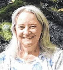 Darla Burns's Instagram, Twitter & Facebook