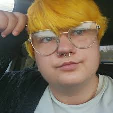 Would anybody happen to know if there are free or low budget therapy  services available around town somewhere. I can also pay out of pocket if  not outrageous. Currently do not have