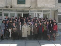 Ca profesor dar și ca decan al facultății, consider că profesiile de sociolog și asistent social vă vor aduce un sens în viață și astfel veți putea dărui și celorlalți sensul de care și ei au nevoie pe cărarea vieții lor. Schimb De ExperienÅ£Äƒ La Usm