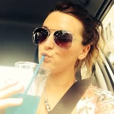 Sasha Dunn's Instagram, Twitter & Facebook