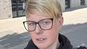 Fundraiser by Nadja De zeeuw : Alleinerziehende Mutter mit Tumor braucht  hilfe