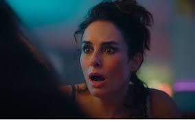 Ni la Reine du Sud, ni Qui a tué Sara ? : cette nouvelle série de Netflix  rend fous tous les fans de télénovelas mexicaines