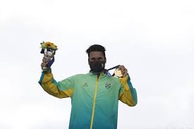 Em atlanta 1996, o brasil então campeão mundial chegou de forma invicta a grande final e teve como adversária na disputa pela medalha de ouro a seleção dos estados unidos que também chegou invicta a final. Jdndk1uex 7eqm