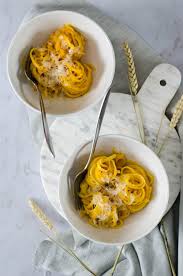 Linguine A La Creme De Courge Potimarron Recette Tangerine Zest Recette Creme De Courge Recettes Diner Italien Courge