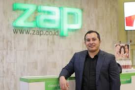Klinik kecantikan athena yang dikenal dengan treatment bahan alami, sering kali dapat liputan tv nasional. Fadli Shahab Berawal Dari Pintu Ke Pintu Hingga Jadi Bos Klinik Kecantikan Entrepreneur Bisnis Com
