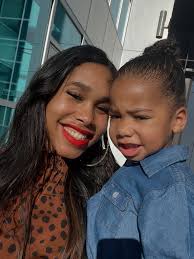 Kristie & Brandon Brawley (@kristieandbrandonbrawley) • Instagram photos  and videos