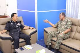 Selain digunakan sebagai pedoman, visi misi juga memiliki fungsi sebagai pemersatu pemikiran supaya target utama dari organisasi atau lembaga. Polis Daerah Tawau V Twitter Kunjungan Hormat Merapatkan Hubungan Silaturrahim Antara Pdrm Tawau Dan Atm Dalam Pertemuan Untuk Mengenali Dan Memahami Misi Dan Visi Pasukan Dgn Lebih Lanjut Selain Perbincangan Isu Isu Keselamatan