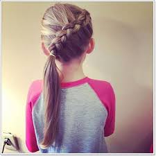 In no particular order, here are my top 10 easy hairstyles for little girls. 136 Adorable Little Girl Hairstyles To Try