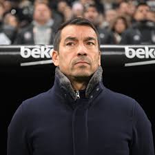 ⚫️⚪️ Giovanni van Bronckhorst, galibiyet için 2. yarıda ne yapmalı?  #Beşiktaş #Göztepe #VanBronckhorst #Futbol #SüperLig