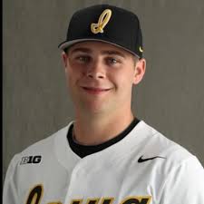 Max Burt (@maxeburt)