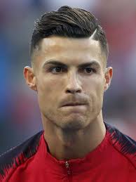 The elegant cristiano ronaldo haircut. Pin By ï½ˆï½ï½šï½Œï½‰ ï½Œï½™ï½Žï½Ž On Youness Cristiano Ronaldo Haircut Cristiano Ronaldo Hairstyle Ronaldo Haircut