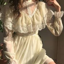 Izzy In 2020 Vintage Dresses Fashion Pretty Dresses