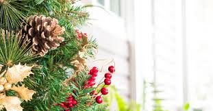 Here are 20 great ideas for outdoor christmas decorations that will inspire you. Inexpensive Outdoor Christmas Decoration Ideas