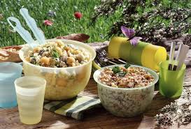 So entfernen sie effektiv jede art von flecken aus ihrer kleidung: Verfarbte Tupperware Reinigen Wie Putzen De