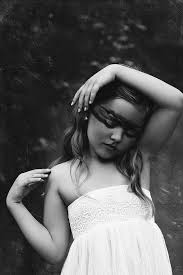 Black And White Portrait Photoshop Simple And Striking Black And White Portraits Black And White Portraits Portrait Photoshop Portrait