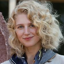 Beautiful and such a great actress❣️❣️