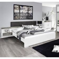 Le lit est également disponible en dimensions 160×200 cm. Lit Adulte Moderne Avec Chevets Penny Matelpro