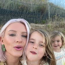 Sarah Wake's Instagram, Twitter & Facebook