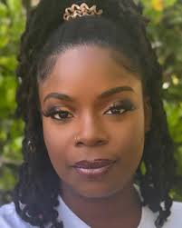 Soft Glam with a pop of color.😍💋 Open Availability the month of October.  Book Now! #atlmakeupartist #mua #beauty #fypシ #travelingmua #softglam