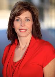 Candace Hollis's Instagram, Twitter & Facebook