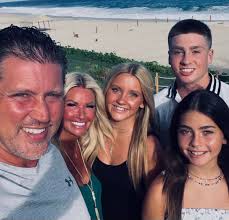 Decorating Contractor, Home Decorating, Interior Decorator