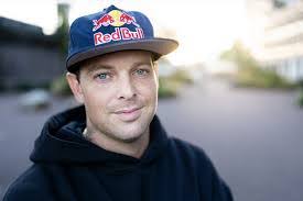 Ryan Sheckler's Instagram, Twitter & Facebook