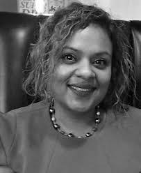 Sandra Annis's Instagram, Twitter & Facebook