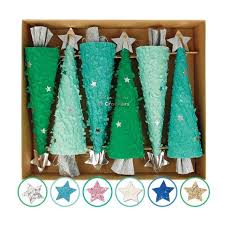 They are part of christmas celebrations in the united kingdom, ireland, and commonwealth countries such as australia. 10 Best Luxury Christmas Crackers 2020 Unique Holiday Crackers