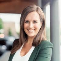 Casey Lessard's Instagram, Twitter & Facebook