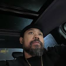 Gary Tufts's Instagram, Twitter & Facebook