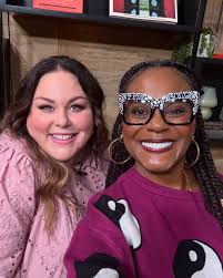 New children's book alert: “When I talk to God, I talk about Feelings” by  @chrissymetz What an honor to take the stage with you tonight @chrissymetz  ❤️. Thank you for choosing yourself