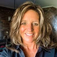 Tabatha Farmer's Instagram, Twitter & Facebook