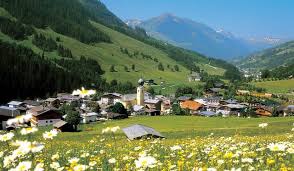 Twee maal vakantie huis te huur in oostenrijk. Zomervakantie In Het Skicircus Saalbach Hinterglemm Leogang Fantastisch Oostenrijk