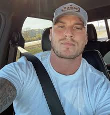 Can I be your reason to smile today?