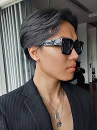 New dedignerJimmy Chu sunglasses with crystals purchased in milan.