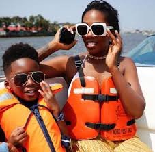 If you're wondering how old is tiwa savage's son, he's currently 4 years of age as of 2019. Tiwa Savage S Son Jamil Declares Davido No 1 In The Whole World Video Tupvirals