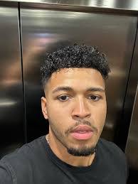 Emmanuel Hooks's Instagram, Twitter & Facebook