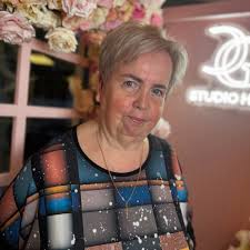 Депутатам опзж, які представляють інтереси росії, не місце в українському  парламенті. Ні в комітетах, ні в комісіях, ні загалом у Верховній Раді.  «Європейська Солідарність» вимагає розглянути наш законопроєкт та  постанову, і на