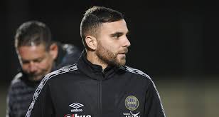 En fin de contrat après deux saisons passées à chambly (ligue 2), marvin martin s'apprête à rejoindre le hyères 83 football club, en national 2! Lille Chambly Fin De Carriere Pour Marvin Martin