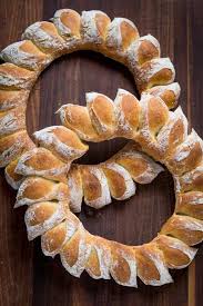 Today i baked some beautiful christmas bread wreaths inspired by artisan bread in. Wreath Bread Recipe Video Natashaskitchen Com