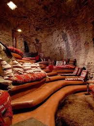 Cavetheater How S This For A Mediaroom Cave Room Great For A Home Theater I Like The Curved Levels Home Theater Design Home Theater Rooms House Design