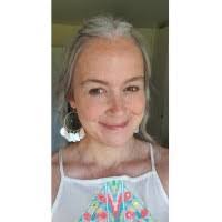 Maxine Manning's Instagram, Twitter & Facebook